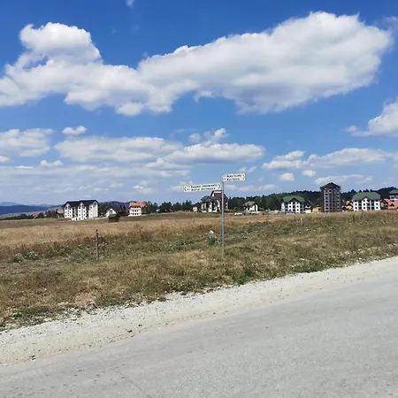 Pakito West