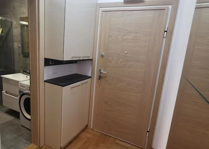 Pakito West 兹拉蒂博尔